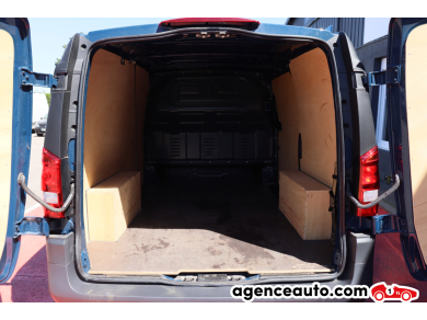 Mercedes Vito — 18