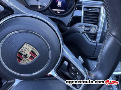 Porsche Macan — 11