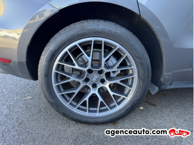 Porsche Macan — 31