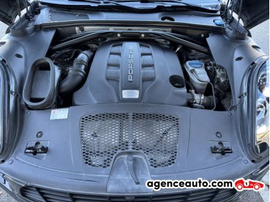 Porsche Macan — 35