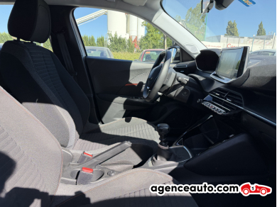 Peugeot 2008 — 12