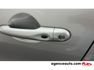 Renault Captur — 32