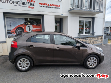 Kia Rio — 3