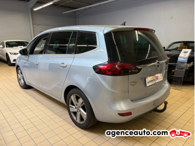 Opel Zafira — 10