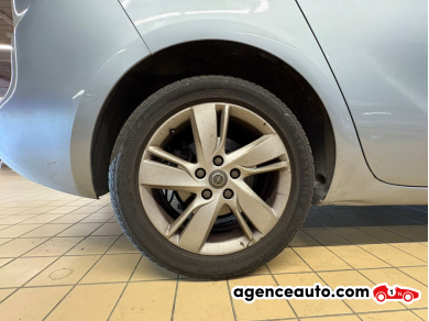 Opel Zafira — 28