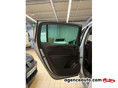 Opel Zafira — 24
