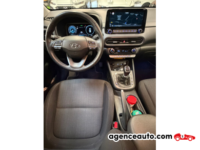 Hyundai KONA — 18