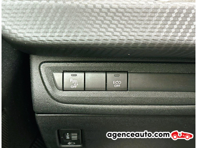 Peugeot Peugeot 2008 — 17