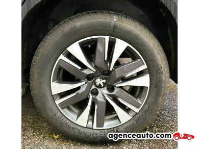 Peugeot Peugeot 2008 — 24