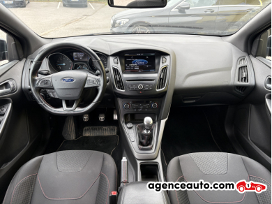 Ford Focus — 13