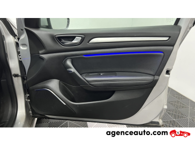 Renault Megane — 12