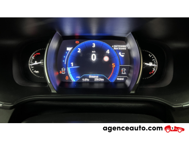 Renault Megane — 23