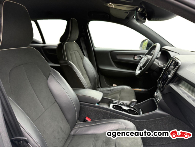 Volvo VOLVO XC40 — 10