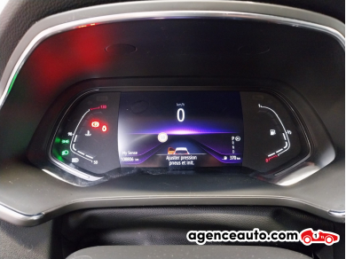 Renault Captur — 30