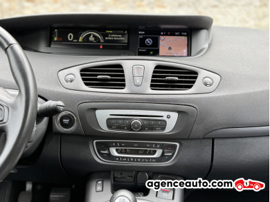Renault Grand Scenic — 17