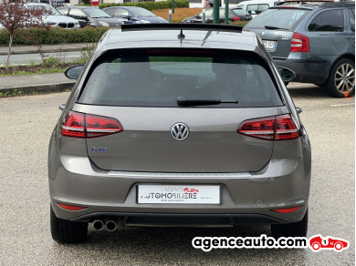 Volkswagen Golf — 4