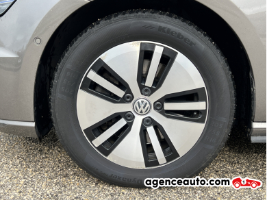 Volkswagen Golf — 27