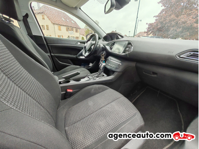 Peugeot 308 — 23