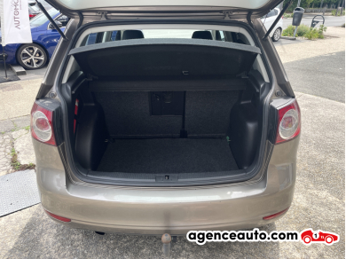 Volkswagen Golf — 16