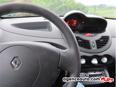 Renault Twingo — 10