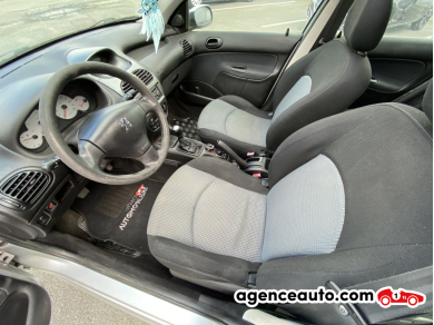 Peugeot 206 — 11
