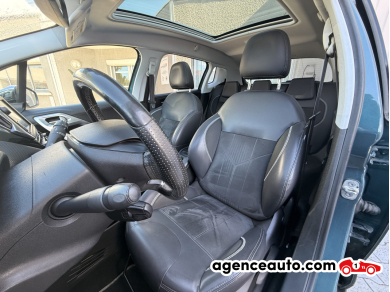 Peugeot 2008 — 13