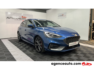 Ford Focus — 3
