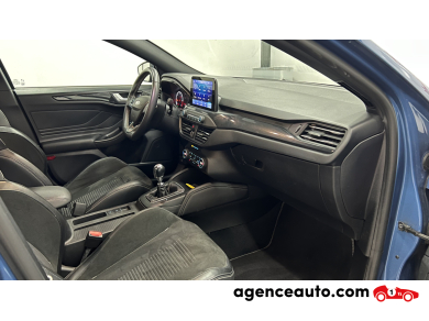 Ford Focus — 10
