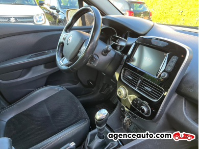 Renault Clio — 12