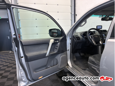 Toyota Land Cruiser — 9