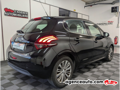 Peugeot 208 — 4