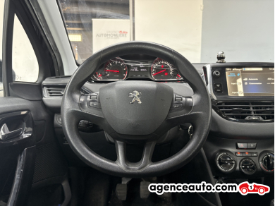 Peugeot 208 — 15