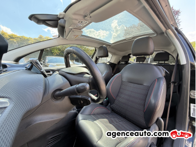 Peugeot 208 — 12