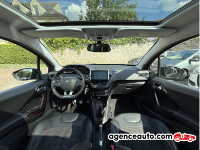 Peugeot 208 — 15