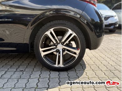 Peugeot 208 — 21