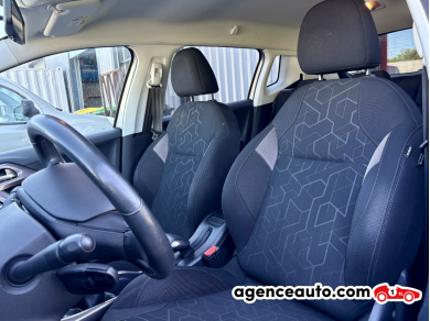 Peugeot 2008 — 10