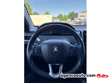 Peugeot 2008 — 14