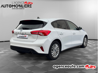 Ford Focus — 3