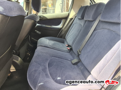 Peugeot 206 — 10