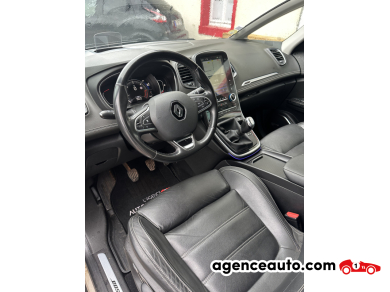 Renault Scenic — 12