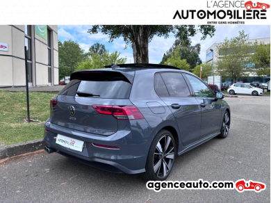 Volkswagen Golf — 3