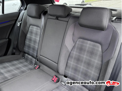 Volkswagen Golf — 24