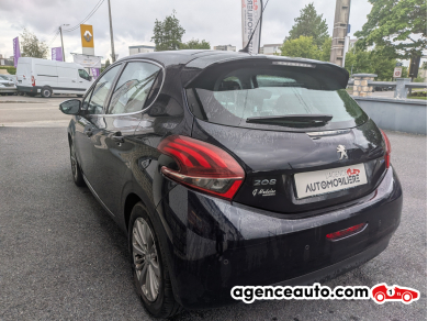 Peugeot 208 — 5