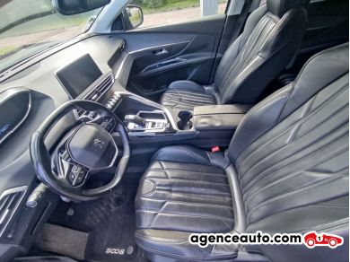 Peugeot 5008 — 12