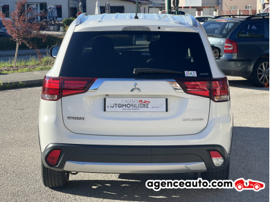 Mitsubishi Outlander — 4