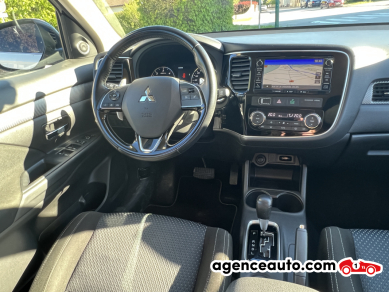 Mitsubishi Outlander — 19