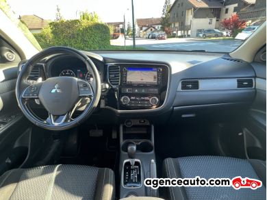 Mitsubishi Outlander — 10