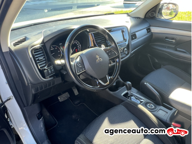 Mitsubishi Outlander — 11