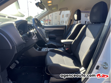 Mitsubishi Outlander — 12