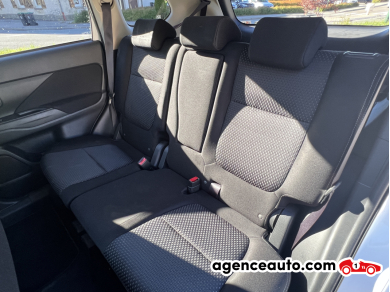 Mitsubishi Outlander — 37